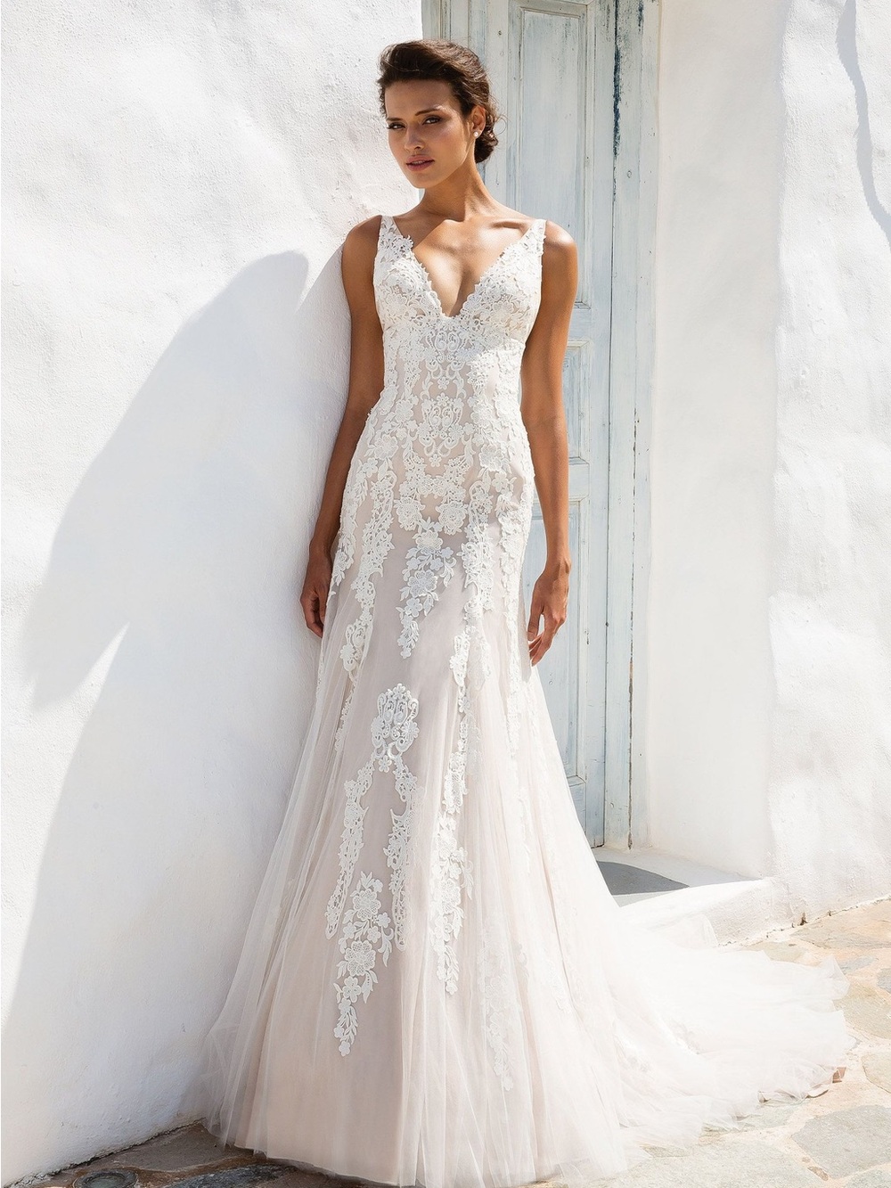 Justin Alexander Lace Appliqué Wedding Dress in Ivory